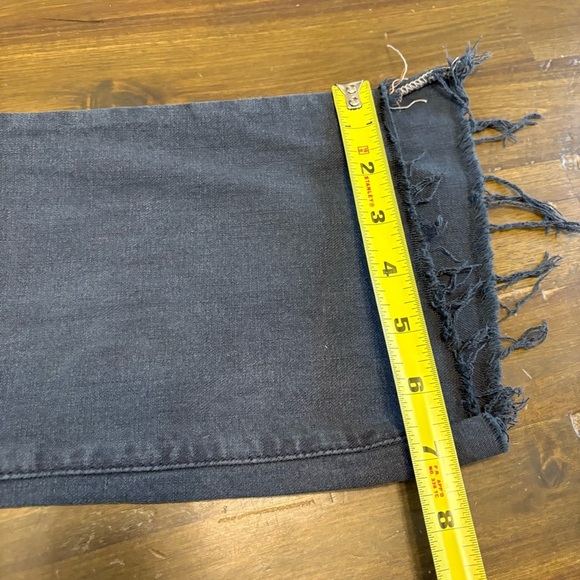 MOTHER Insider Crop Step Fray Faded Black Ankle Cropped 26 Distressed Jeans - Picture 11 of 12